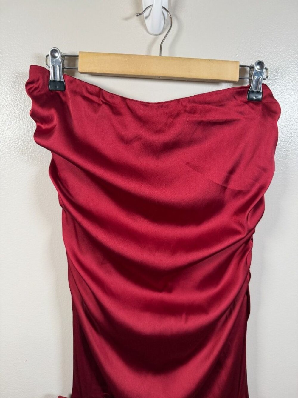 Petal + Pup Storia Lee Strapless Midi Dress Size Medium Wine Red Formal Event - Picture 7 of 13